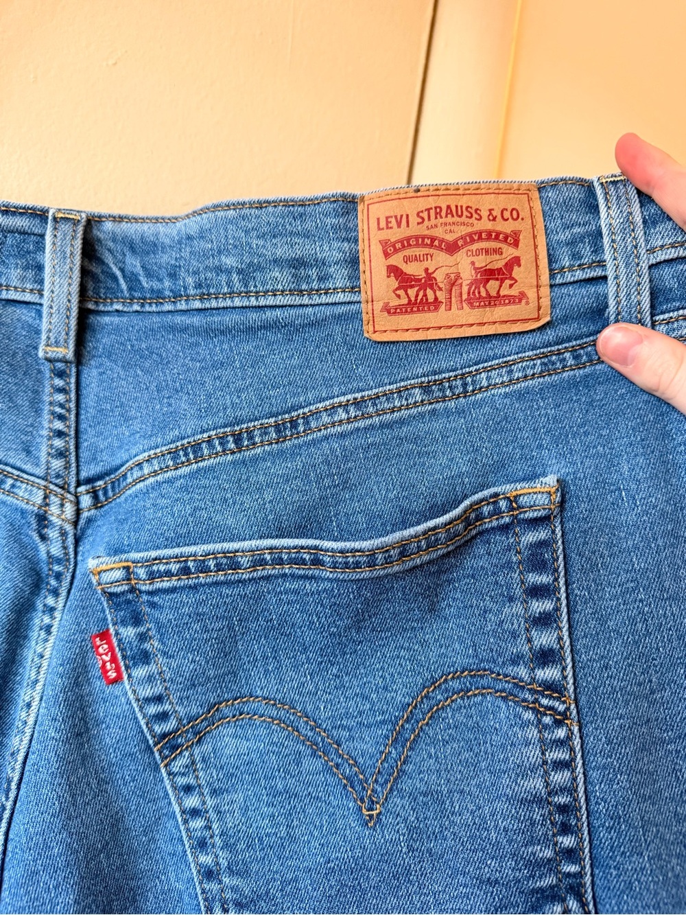 Levi’s Ribcage Boot Jeans 18W High Rise Bootcut Flare Medium Wash